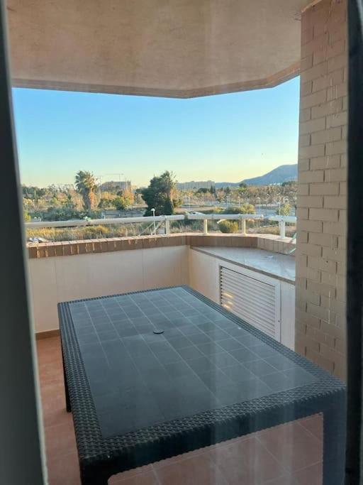 Apartamento En Primera Linea De Playa Con Vistas 카바네스 외부 사진