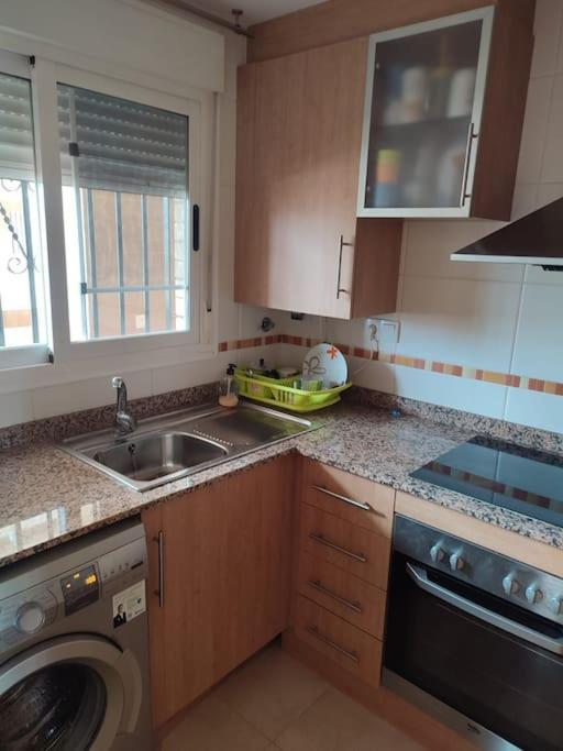 Apartamento En Primera Linea De Playa Con Vistas 카바네스 외부 사진