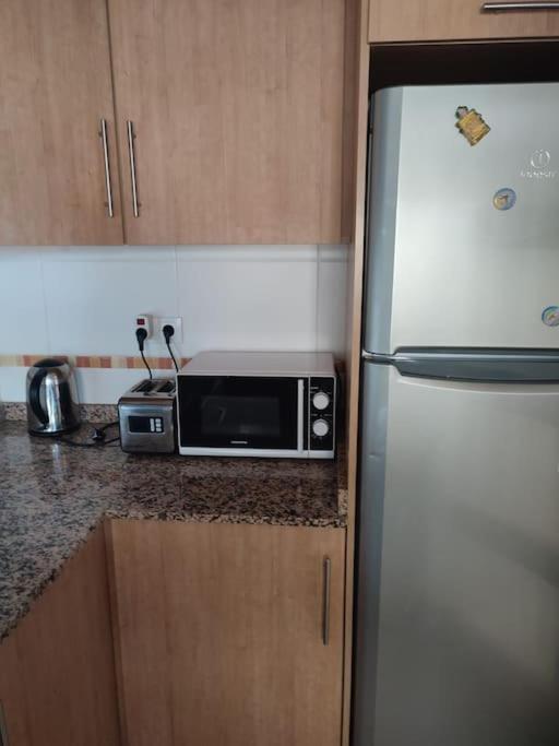 Apartamento En Primera Linea De Playa Con Vistas 카바네스 외부 사진